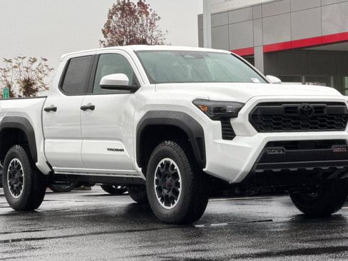 New 2026 Toyota Tacoma TRD Off-Road image 10