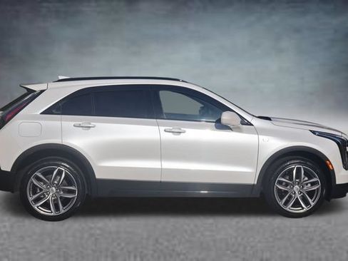 Used 2020 Cadillac XT4 Sport w/ Driver Assist Package FWD image 2