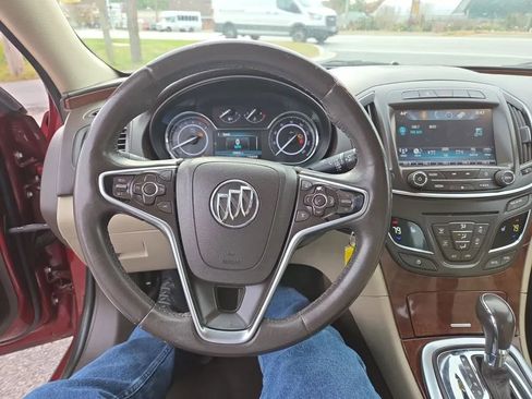 Used 2016 Buick Regal image 11