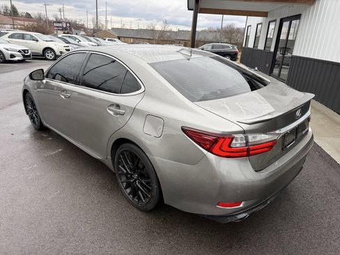 Used 2016 Lexus ES 350 w/ Navigation System Package image 15