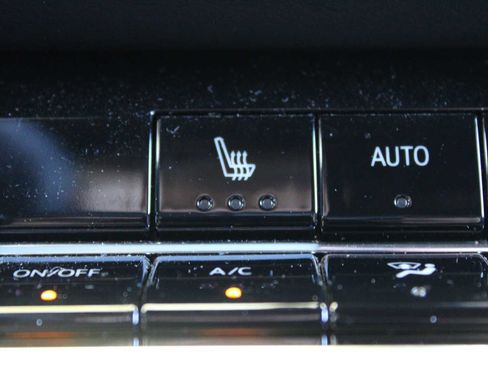 Used 2025 Chevrolet Equinox LT w/ Convenience Package II AWD/4WD image 17