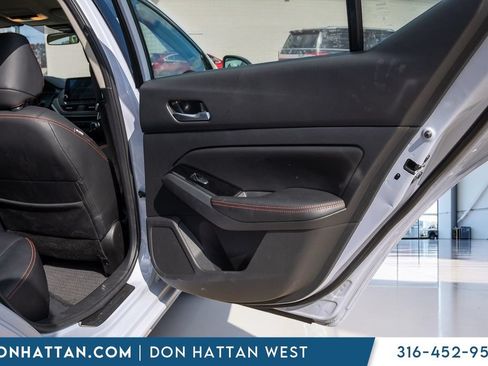 Used 2023 Jeep Compass Limited AWD/4WD image 22