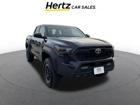 Used 2025 Toyota Tacoma TRD Off-Road image 1