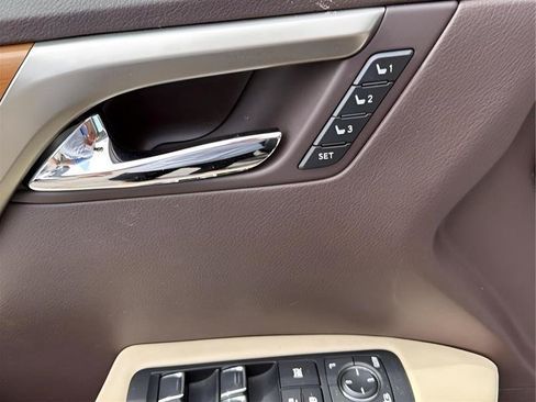 Used 2016 Lexus RX 450h AWD w/ Accessory Package image 18