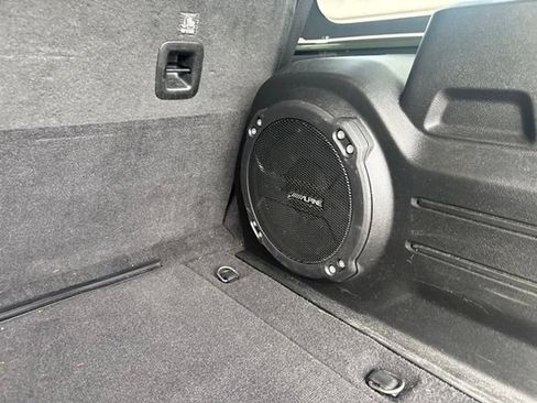 Used 2021 Jeep Wrangler Unlimited Sahara AWD/4WD image 12