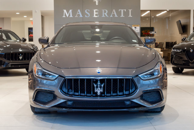 Used 2023 Maserati Ghibli Modena Q4 AWD/4WD image 4