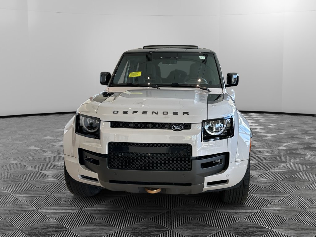 New 2026 Land Rover Defender 110 OCTA AWD/4WD image 6