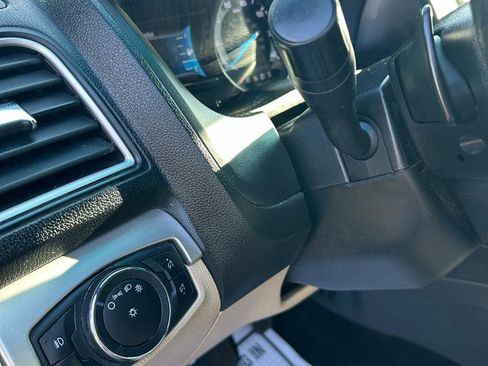 Used 2016 Ford Explorer XLT w/ Equipment Group 202A AWD/4WD image 16