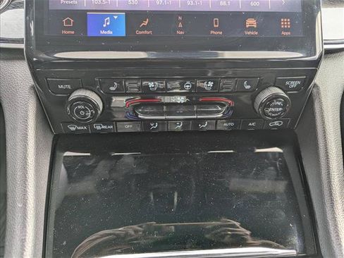 Used 2022 Jeep Grand Cherokee Trailhawk AWD/4WD image 19