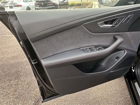 New 2026 Audi Q8 Prestige image 8