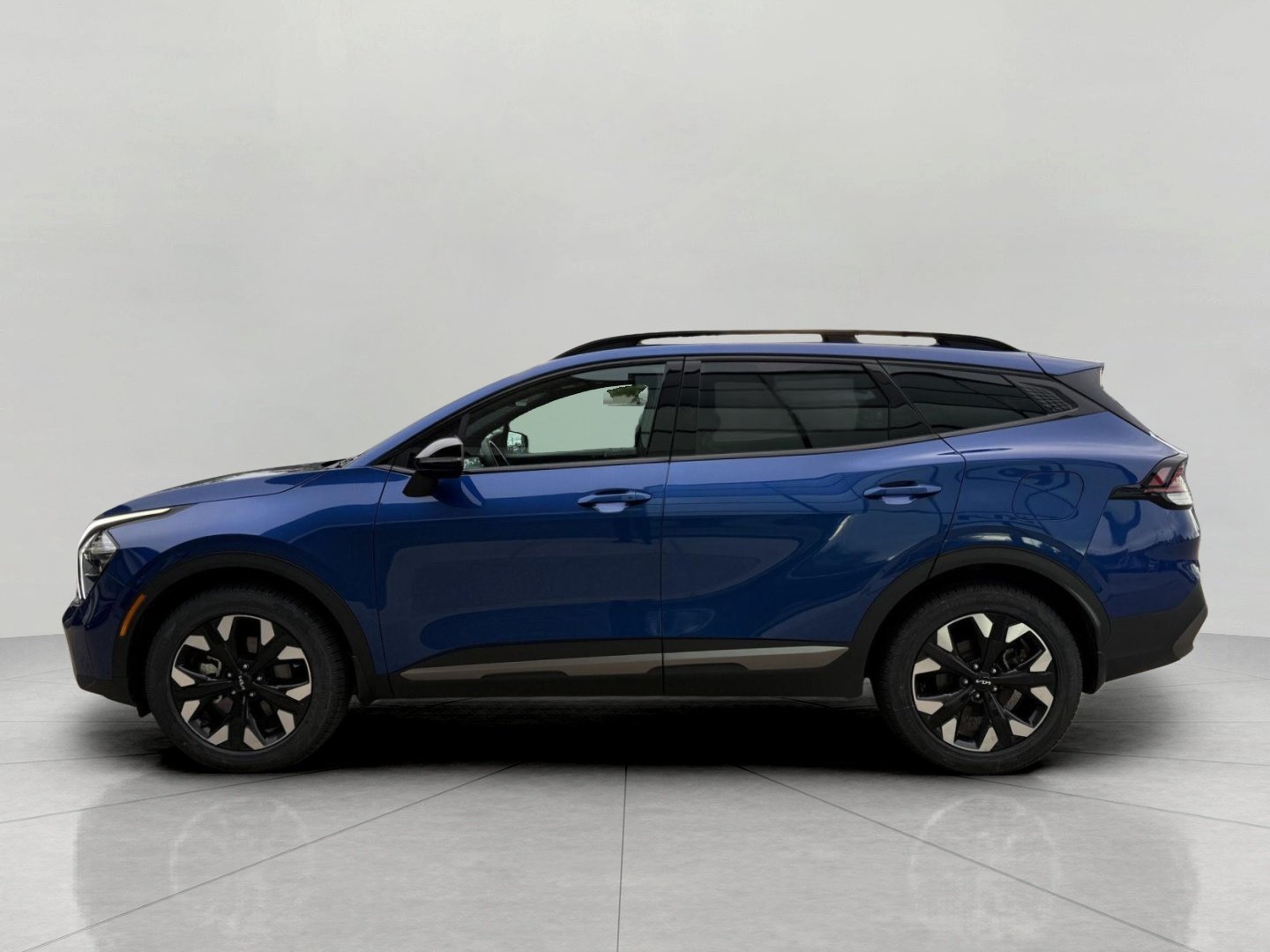 Used 2023 Kia Sportage X-Line w/ X-Line Premium Package AWD/4WD image 8