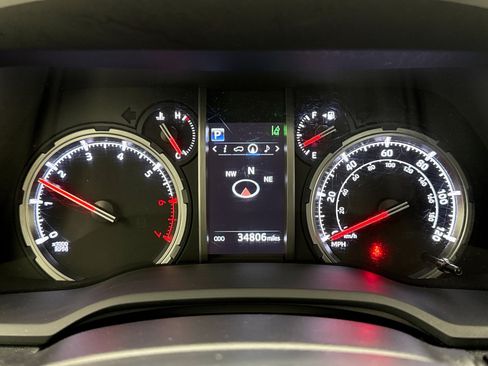 Used 2022 Toyota 4Runner TRD Pro AWD/4WD image 13