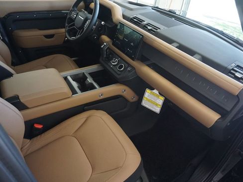 New 2025 Land Rover Defender 130 V8 image 22