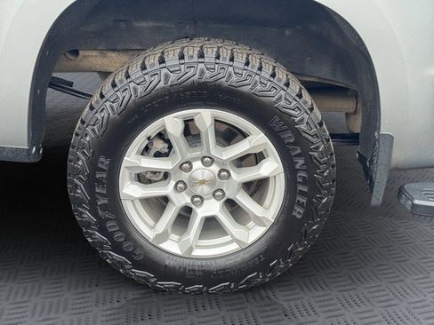 Certified 2025 Chevrolet Silverado 1500 LTZ w/ LTZ Premium Package image 31