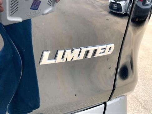 Used 2025 Toyota RAV4 Limited image 9