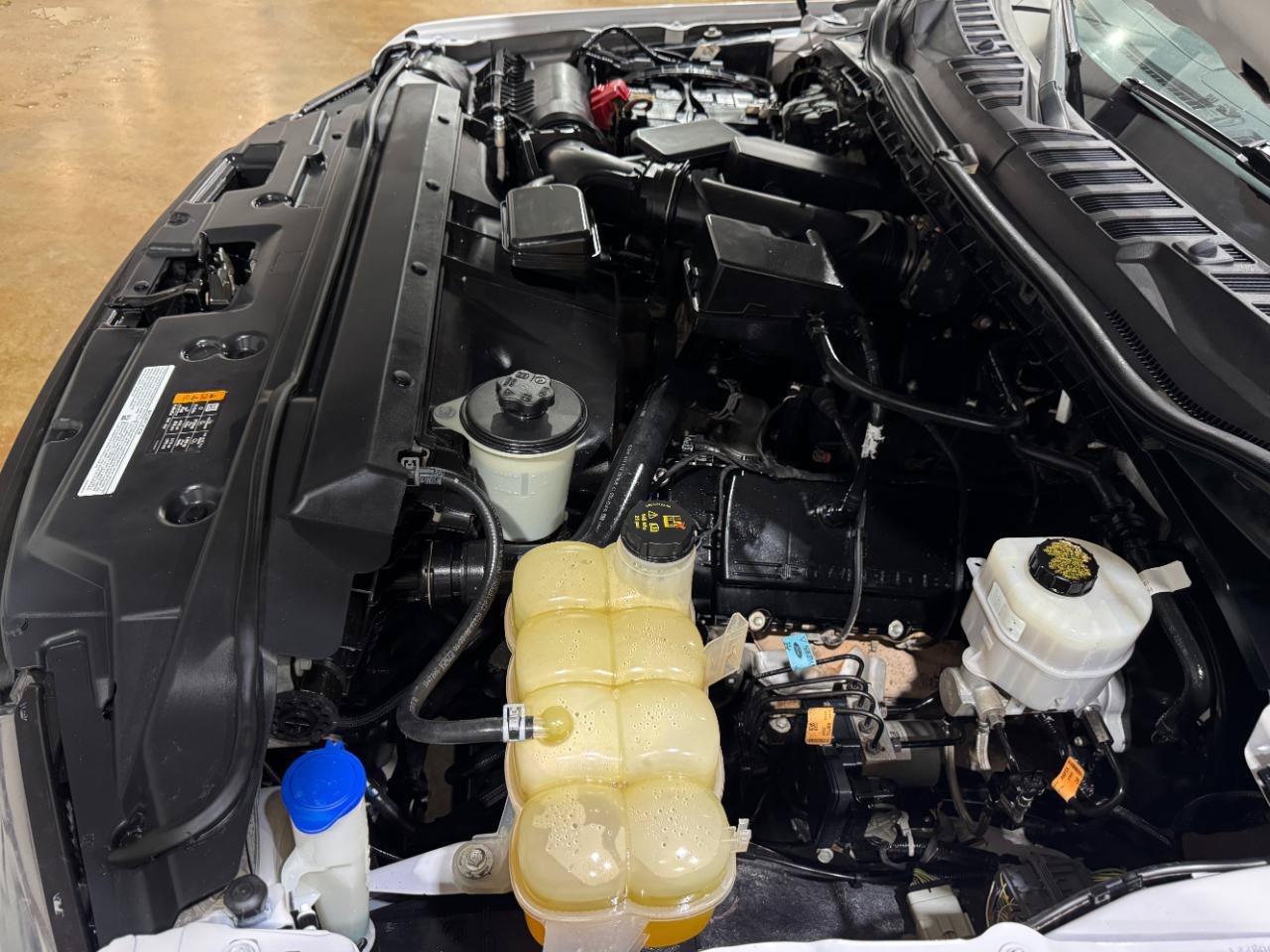 Used 2022 Ford F250 XL w/ Power Equipment Group RWD image 42