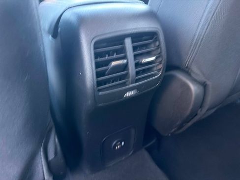 Used 2022 Ford Escape SE w/ Convenience Package AWD/4WD image 17