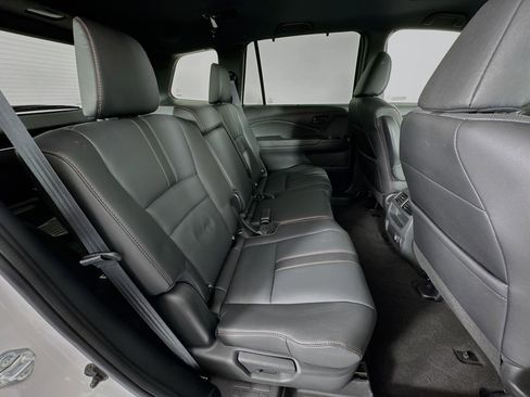 Certified 2023 Honda Passport TrailSport image 27