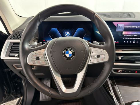 Used 2026 BMW X7 xDrive40i AWD/4WD image 11