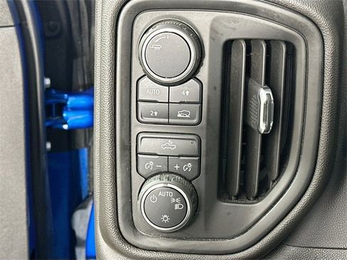 Used 2022 Chevrolet Silverado 1500 Custom image 19