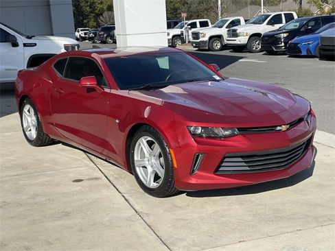 Used 2018 Chevrolet Camaro LT w/ Technology Package image 4