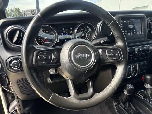 Used 2022 Jeep Gladiator Sport AWD/4WD image 21