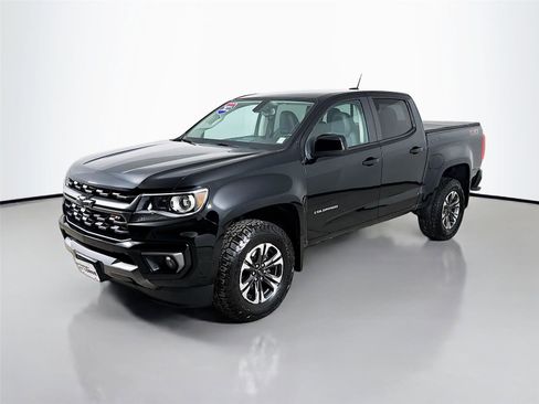 Used 2022 Chevrolet Colorado Z71 image 4