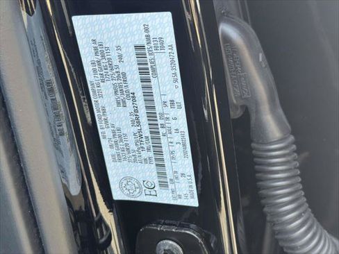 Used 2024 Ford F150 Lariat AWD/4WD image 21