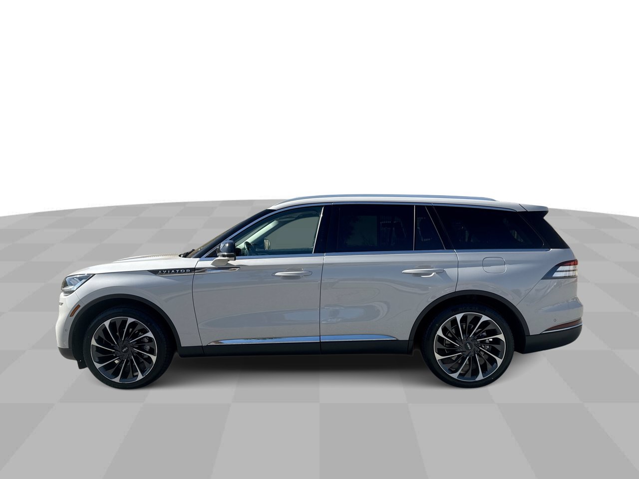 Used 2024 Lincoln Aviator Reserve w/ Equipment Group 201A RWD image 5