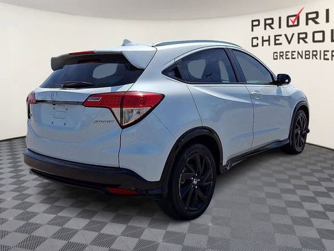 Used 2022 Honda HR-V Sport image 8