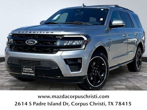 Used 2022 Ford Expedition Limited RWD image 1