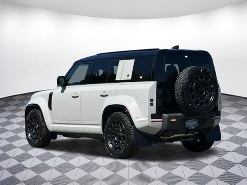 New 2026 Land Rover Defender 110 OCTA AWD/4WD image 3