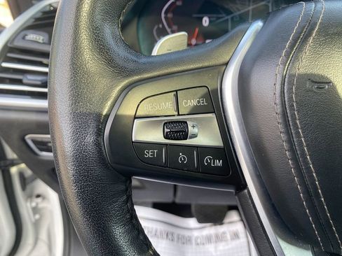 Used 2022 BMW X5 xDrive40i w/ Premium Package image 16