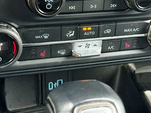 Used 2021 Ford Bronco Outer Banks w/ Sasquatch Package AWD/4WD image 21