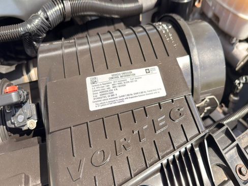 Used 2017 GMC Savana 3500 RWD image 31
