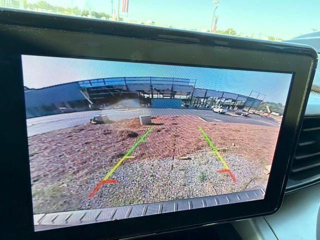 Used 2021 Ford Explorer XLT RWD image 16