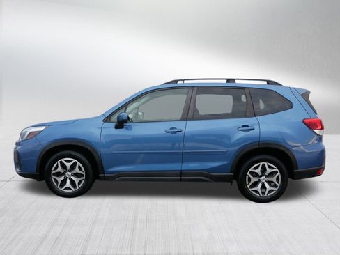 Used 2021 Subaru Forester Premium image 4