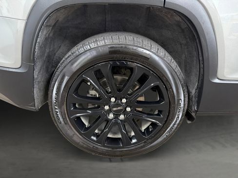 Used 2023 GMC Acadia SLE w/ Driver Convenience Package FWD image 49