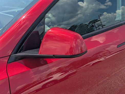 Used 2021 Tesla Model Y Long Range AWD/4WD image 12