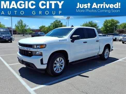 Used 2022 Chevrolet Silverado 1500 Custom RWD image 1