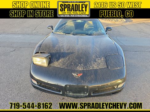 Used 1999 Chevrolet Corvette Coupe w/ Roof Pkg image 2