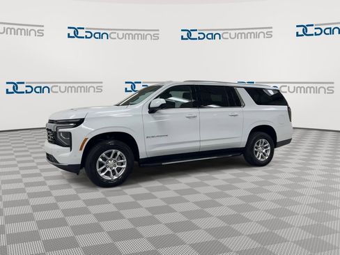 New 2026 Chevrolet Suburban LS AWD/4WD image 4