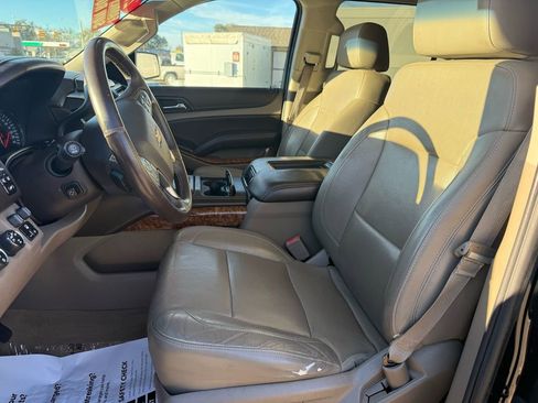 Used 2015 Chevrolet Suburban LTZ image 14
