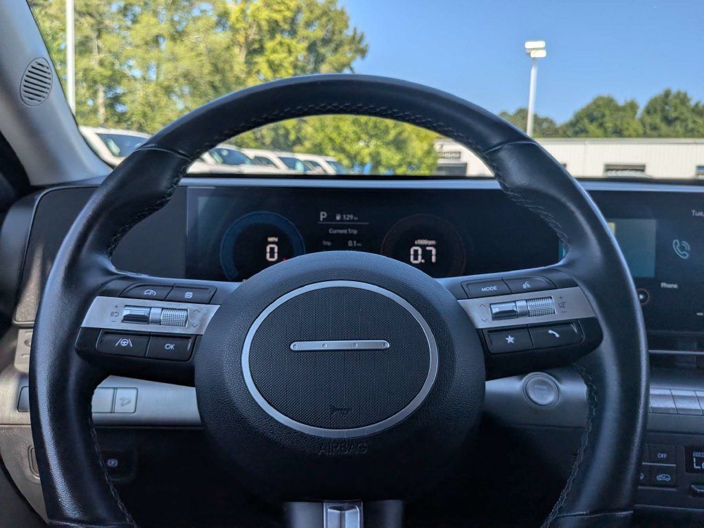 Used 2024 Hyundai Kona SEL AWD/4WD image 25