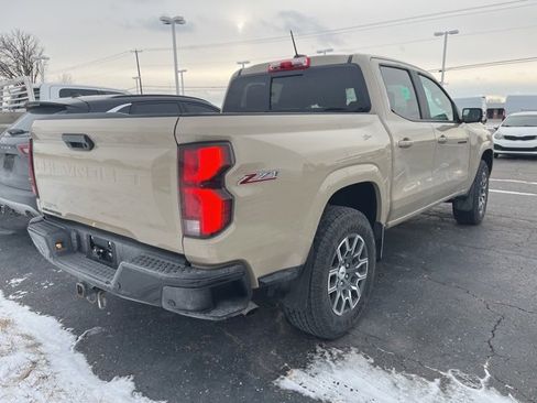 Used 2023 Chevrolet Colorado Z71 w/ Z71 Convenience Package 2 image 5