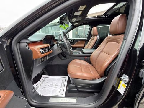 Used 2023 Lincoln Aviator Grand Touring w/ Elements Package Plus AWD/4WD image 25