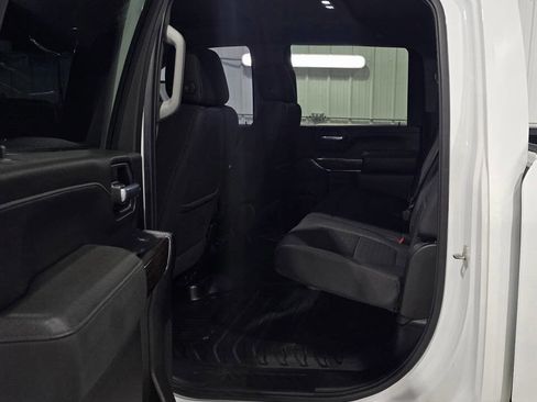 Used 2023 GMC Sierra 3500 SLE w/ SLE Convenience Package image 8