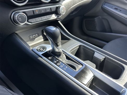 Used 2022 Nissan Sentra SV w/ Trunk Package image 19