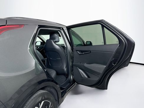 Used 2024 Kia Niro Wind w/ Wind Preserve Package FWD image 30
