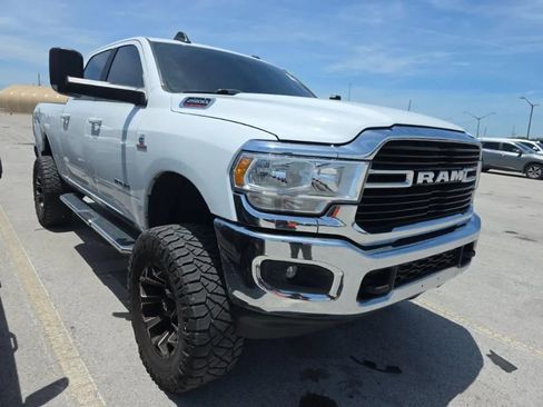 Used 2021 RAM 2500 Big Horn w/ Level 1 Equipment Group AWD/4WD image 4